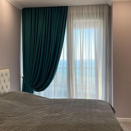 Balmaral Apart Hotel Batumi Exterior foto